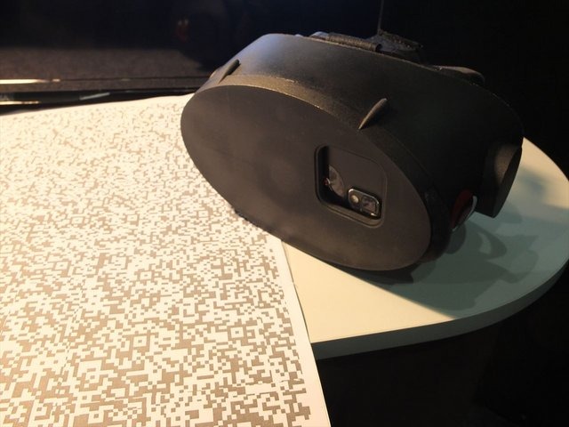 【E3 2014】VR機の新たな対抗馬!?スマートフォンを利用した4way HMD「Cmoar Personal Viewer」