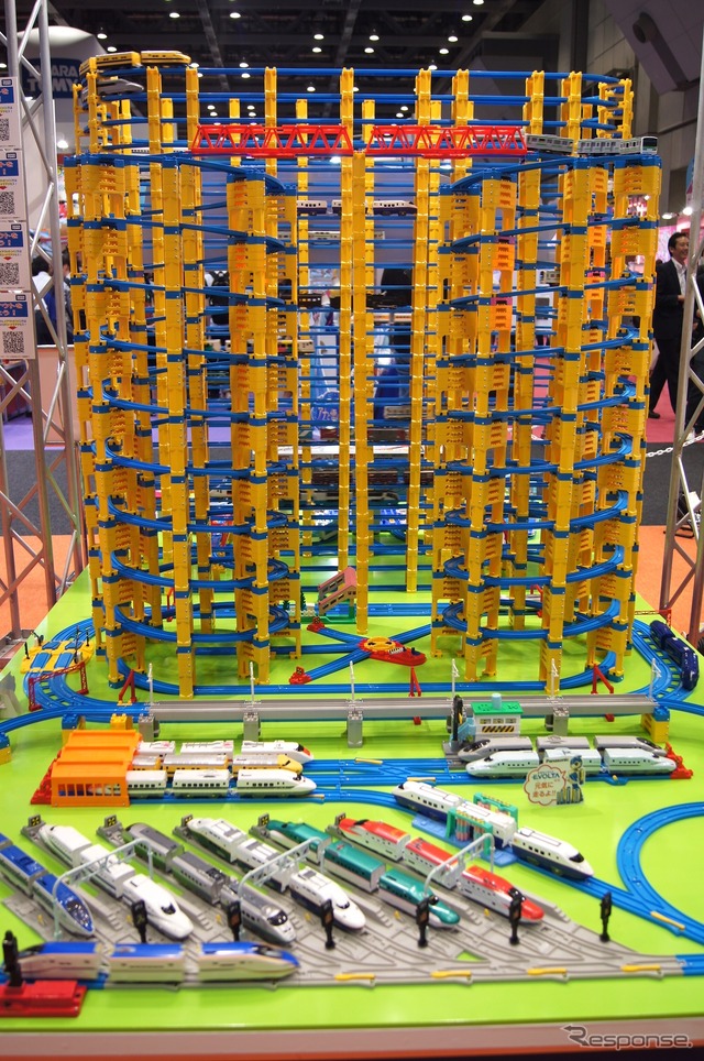 タカラトミーブース(東京おもちゃショー14 )