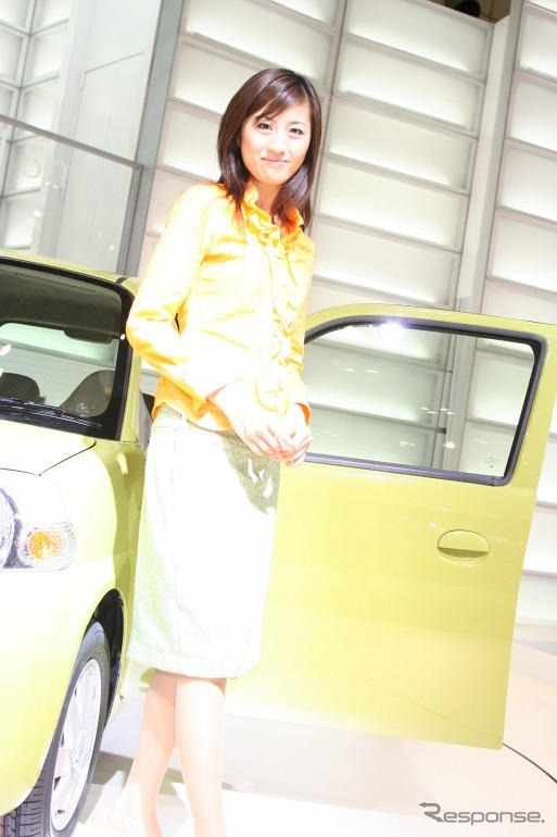 【東京モーターショー05】コンパニオン写真蔵…その24