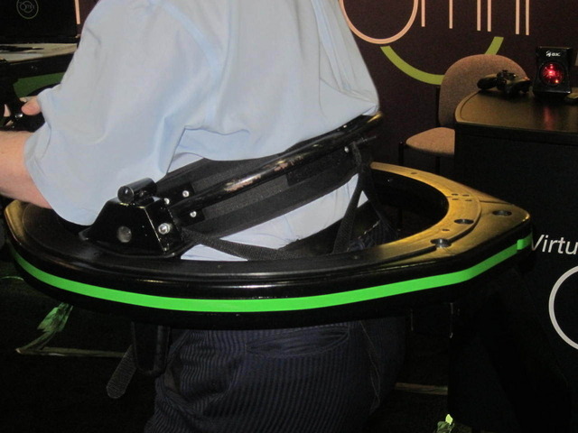 【E3 2014】究極の体験を提供するルームランナーVR「Omni」を試してみた