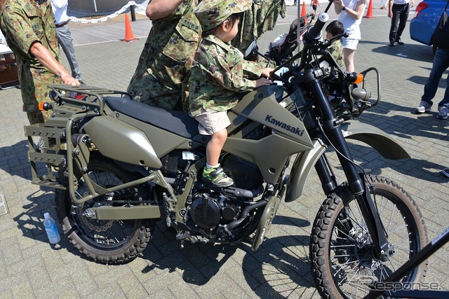 6月14日から始まった「よこすかYYのりものフェスタ2014」。海上自衛隊横須賀地方総監部は護衛艦や哨戒ヘリを公開した。