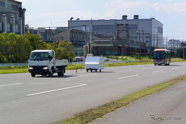 日野自動車 新PCSデモ