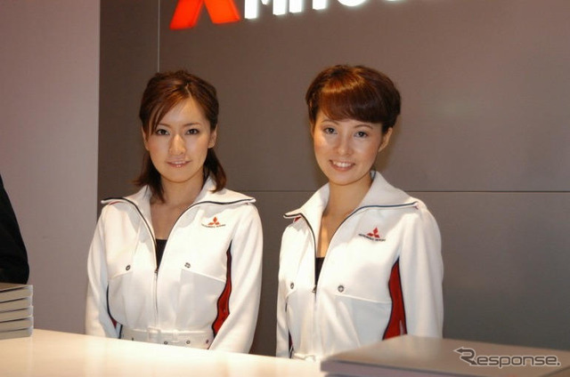【東京モーターショー05】コンパニオン写真蔵…その25