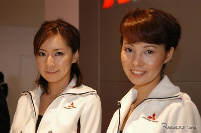 【東京モーターショー05】コンパニオン写真蔵…その25