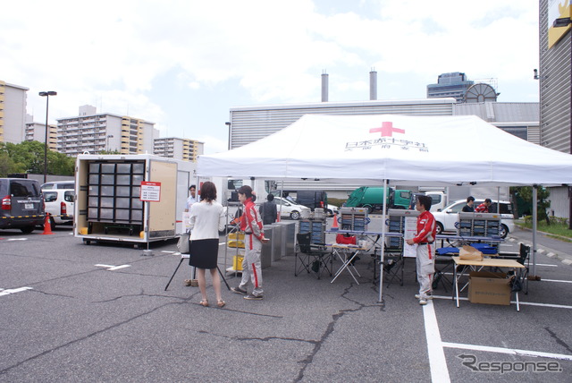 dERUによる救護所の展示(防犯防災総合展in KANSAI2014)