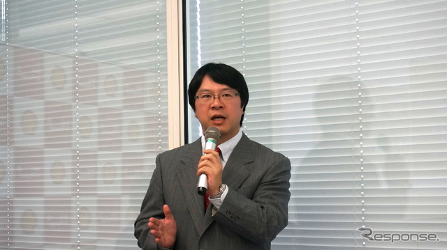 研究開発部 岡部伸宏課長