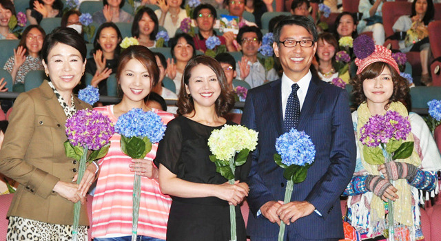 小泉今日子&中井貴一&飯島直子&内田有紀&安藤優子キャスター/木10ドラマ「続・最後から二番目の恋」
