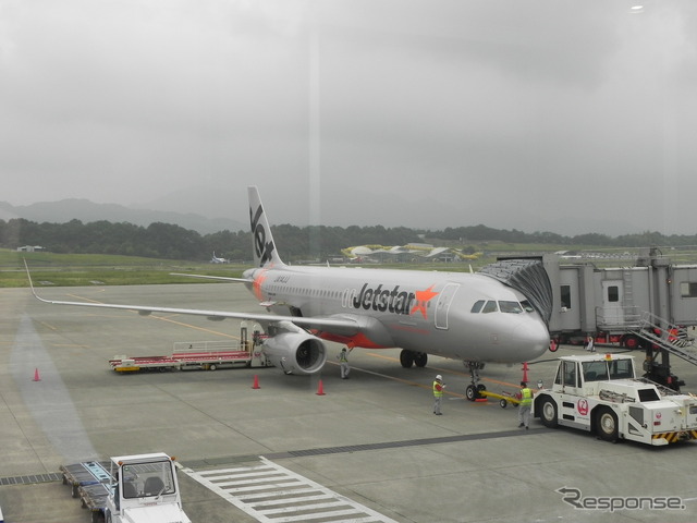 ジェットスターが運航するA320-200,GK411便