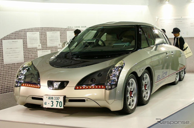 【東京モーターショー05】今回はホンモノを展示…慶應大学『エリーカ』
