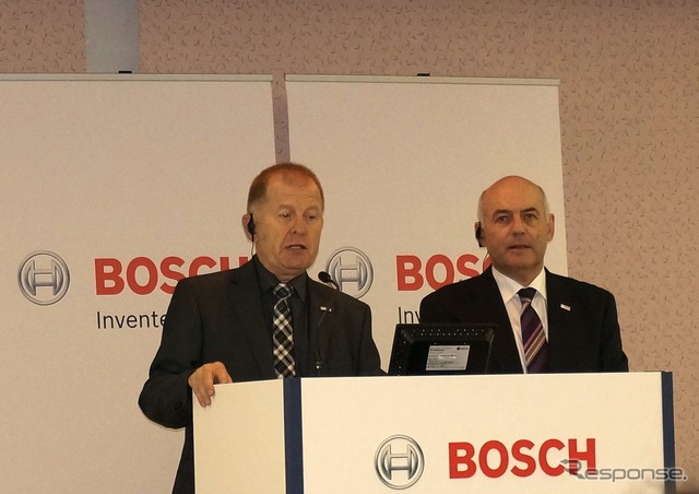 ボッシュ ヘルベルト・ヘミング代表取締役社長（左）とウド・ヴォルツ副社長