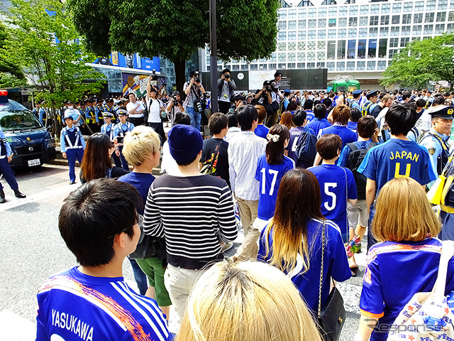 斜め横断が規制された渋谷スクランブル交差点