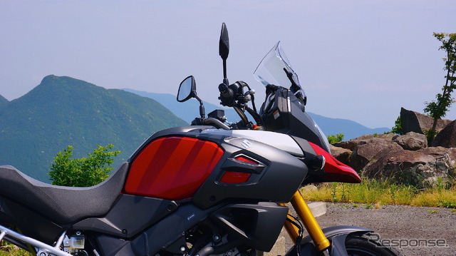 スズキ Vストローム 1000 ABS