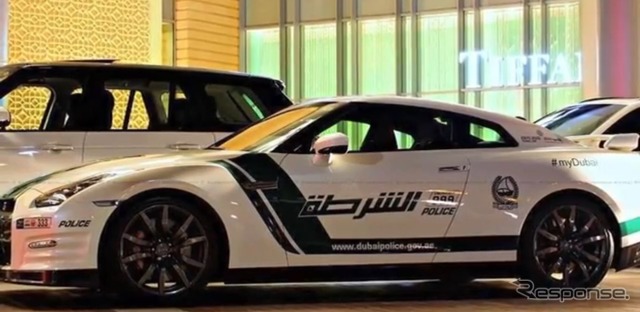 中東UAE(アラブ首長国連邦)ドバイ警察の日産GT-Rポリスカー