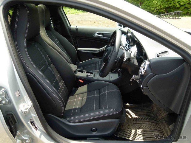 メルセデスベンツGLA250 4MATIC