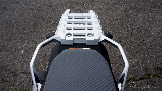 スズキ Vストローム1000 ABS