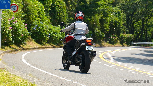 スズキ・Vストローム1000 ABS