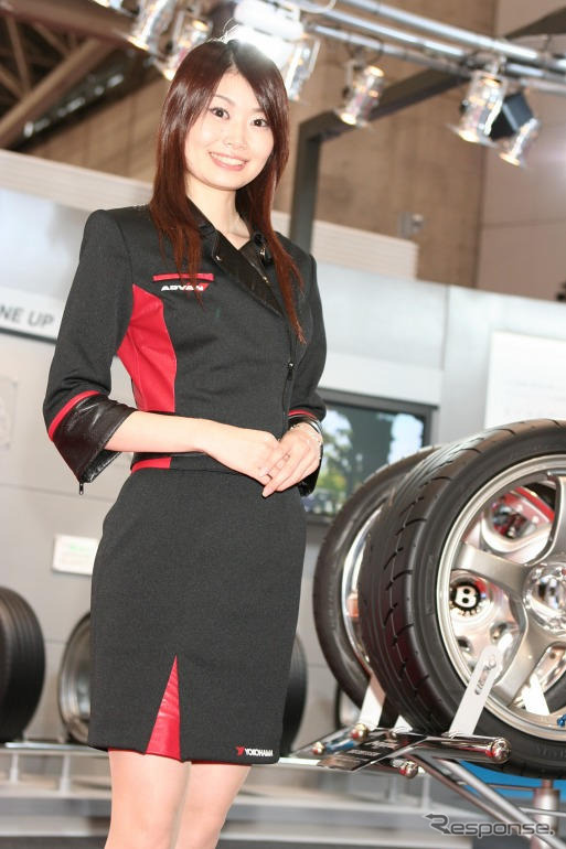 【東京モーターショー05】コンパニオン写真蔵…その40、ですよ