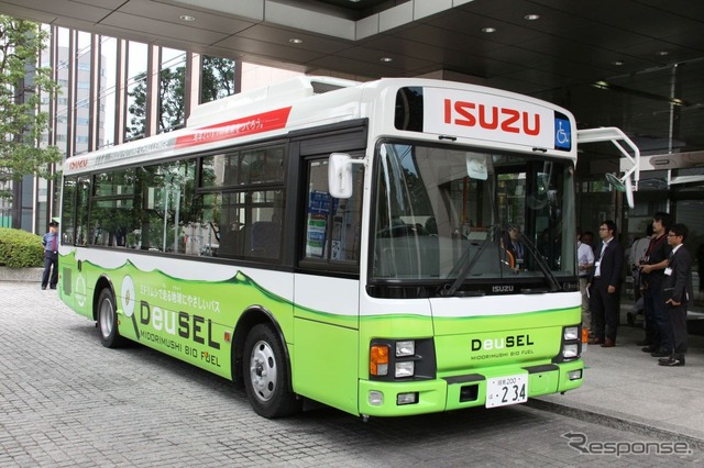 実用化すれば画期的な100％ミドリムシ由来ディーゼル燃料