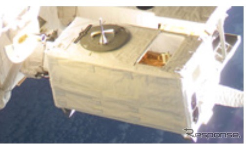 JEM-GLIMSが収められているポート共有実験装置（MCE）（出典：JAXA／NASA）
