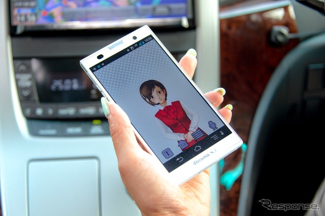 イクリプス AVN-ZX03iに対応するスマートフォンアプリの「CarafL」