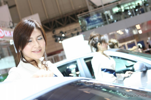 【東京モーターショー05】コンパニオン写真蔵…その94589