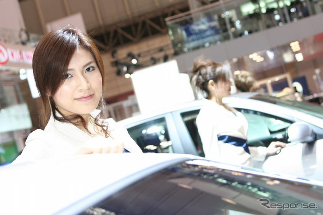 【東京モーターショー05】コンパニオン写真蔵…その94589