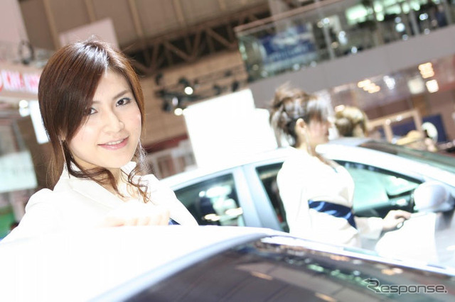 【東京モーターショー05】コンパニオン写真蔵…その94589