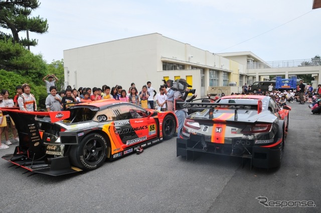 ARTA CR-Z GT(左)とARTA NSX CONCEPT-GT