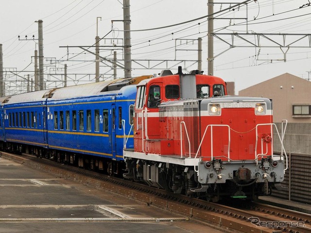 『市川～佐倉120周年号』は24系寝台客車を使用。7月20日に市川～佐倉間で運転される。
