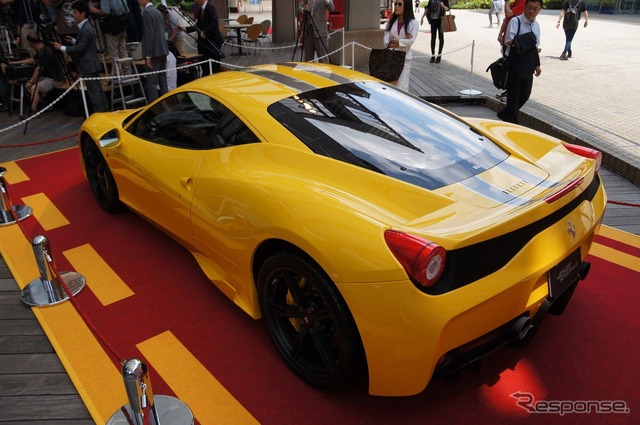 フェラーリ458スペチアーレ