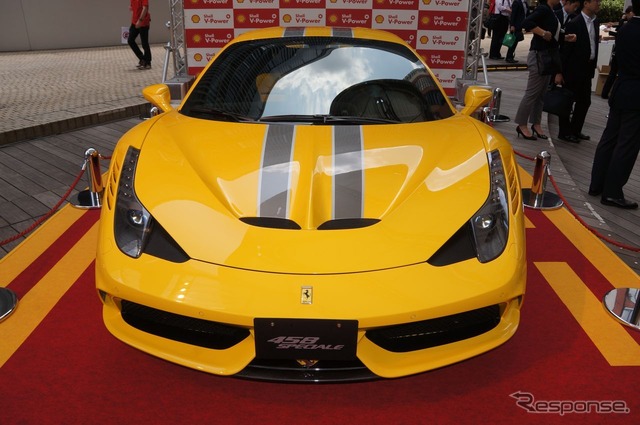 フェラーリ458スペチアーレ