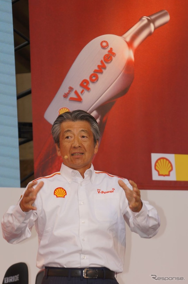 昭和シェル石油、新ハイオクガソリン『Shell V-Power』を発売（写真：昭和シェルの石油事業COO亀岡剛氏）
