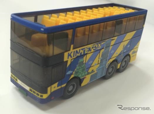 運行開始と同時に「OSAKA SKY VISTA」を模した玩具もバス車内などで販売される。