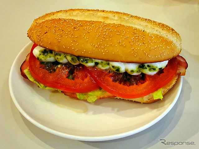 夏限定、BLT モッツァレラ&バジル