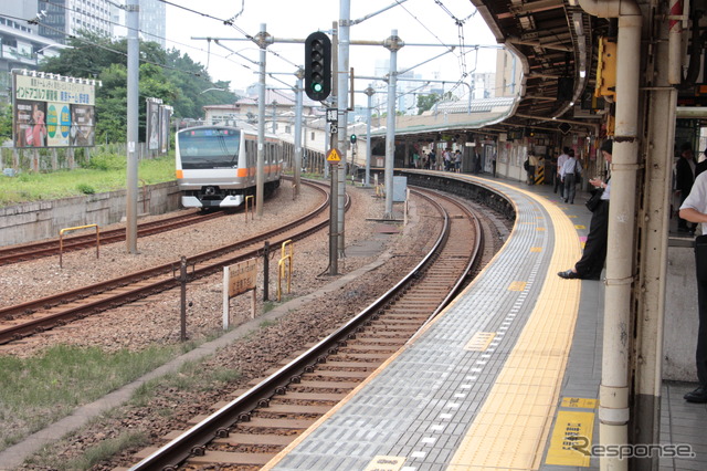 JR 飯田橋駅