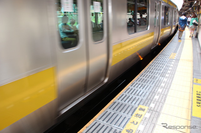 JR 飯田橋駅