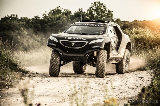 プジョー 2008 DKR