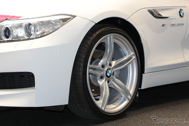 BMW・Z4 sDrive 20i GTスピリット