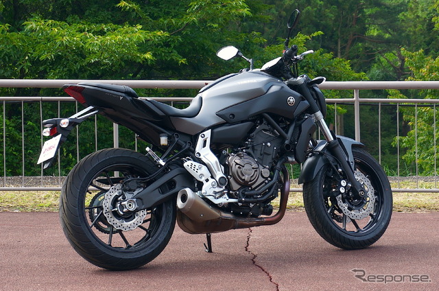 ヤマハ MT-07