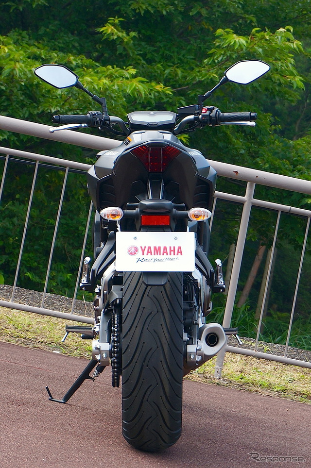 ヤマハ MT-07