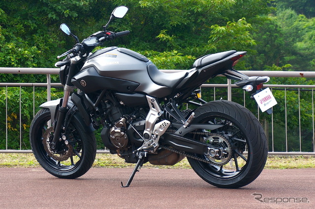 ヤマハ MT-07