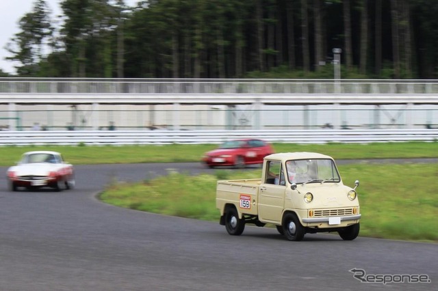 スポーツ走行に参加したホンダ・T360