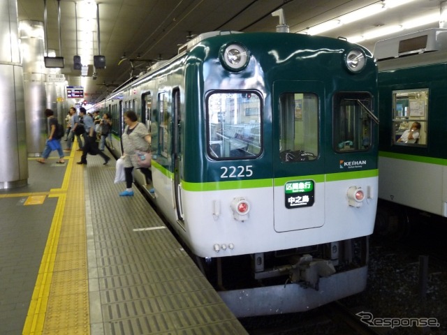 現在の2200系。本線の普通と準急で運用されている。