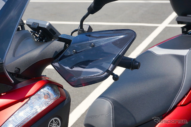 ヤマハ トリシティ 125 オプション装着車(参考)
