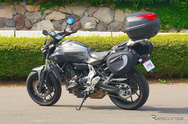 ヤマハ MT-07 オプション装備車(参考)
