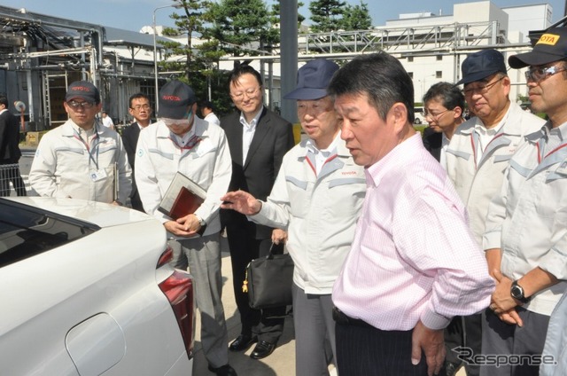 茂木敏充経済産業大臣