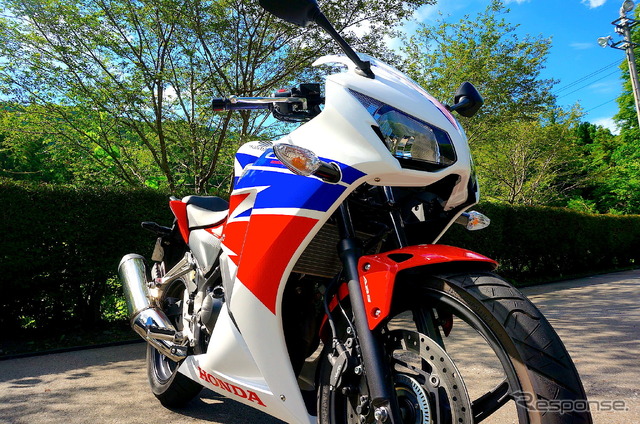 ホンダ CBR250R