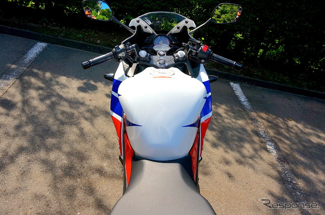 ホンダ CBR250R