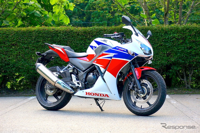 ホンダ CBR250R