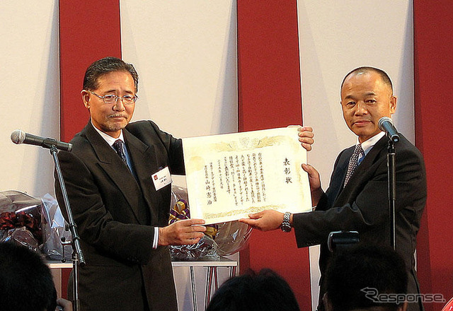 【COTY】軽量化技術とクルマの楽しさをカタチにしたことが受賞理由